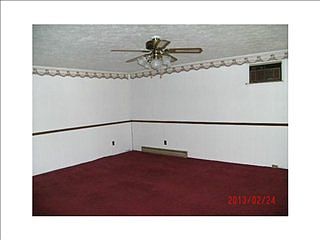 3rd image of 1684 Robin Ct