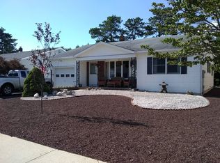 43 Auburn Rd, Toms River, NJ 08757