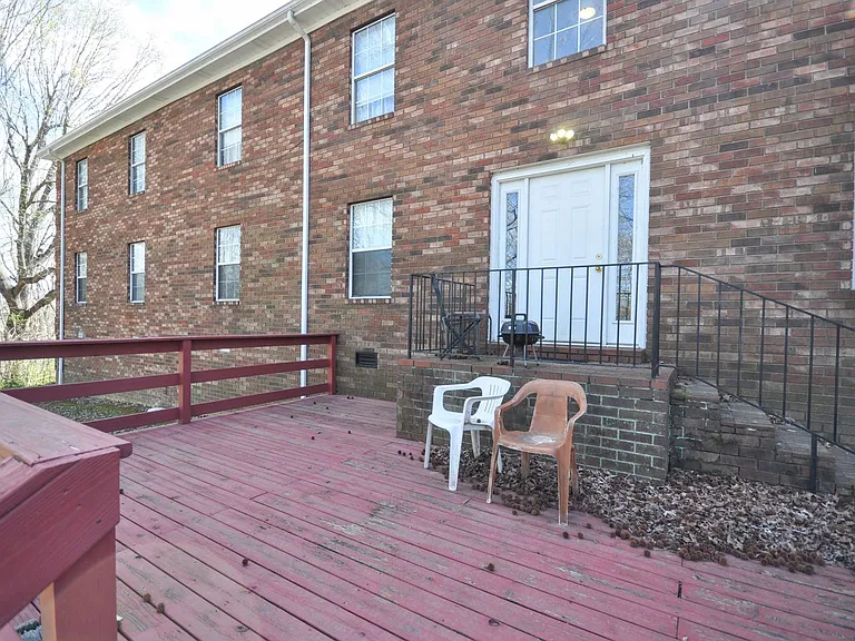620 Oak Park Blvd #204 — Photo 53