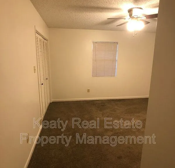 102A Country Ln — Photo 9