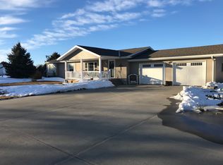 602 W 3rd St, Laurel, NE 68745