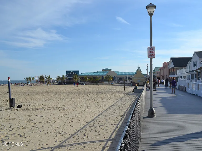 900 Ocean Ave #29 — Photo 8