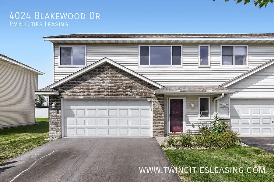 Shakopee Townhome | 2-Car Garage + Lawn & Snow Care Included — Photo 1