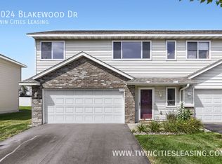 4024 Blakewood Dr, Shakopee, MN 55379