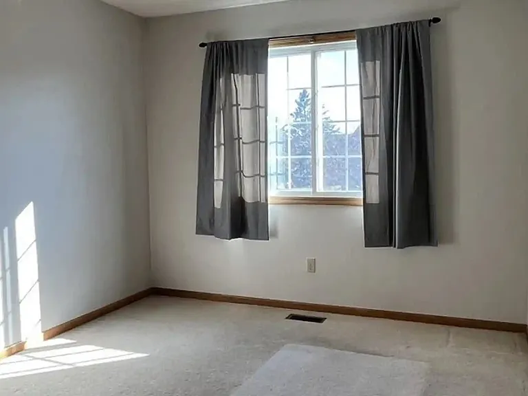 15563 Garnet Way — Photo 7