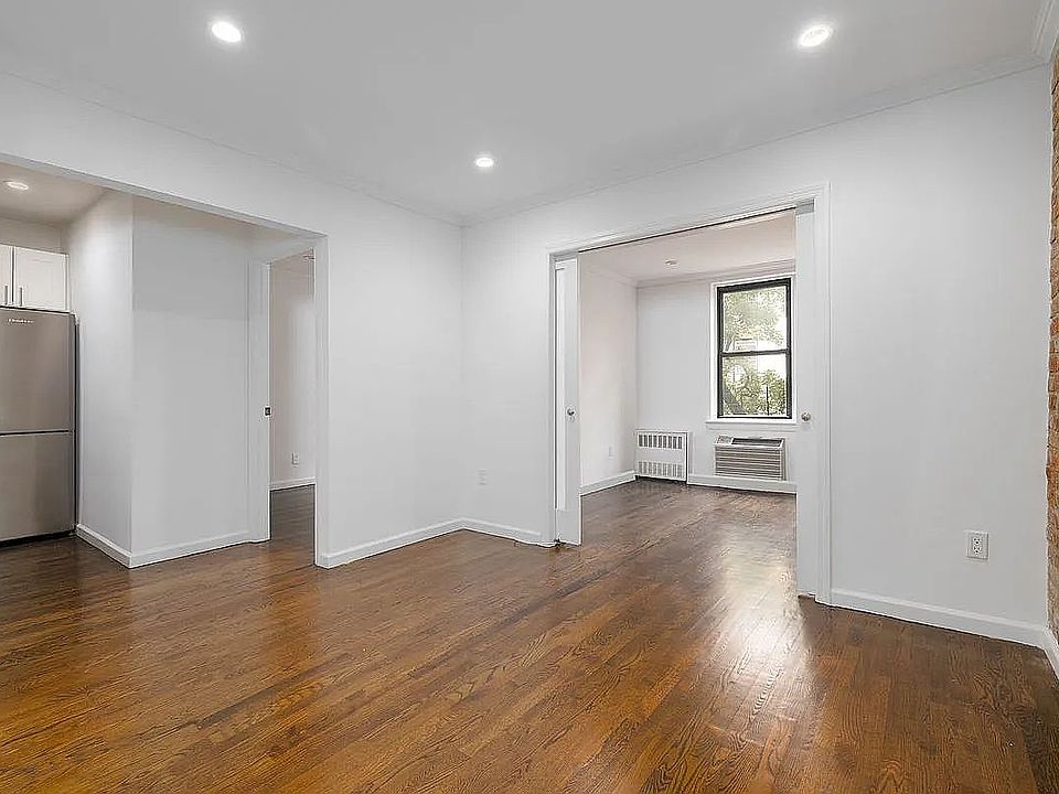 1st image of 328 W 19th St APT 3D