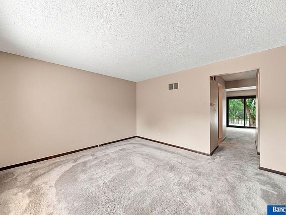 5th image of 7008 Shamrock Rd
