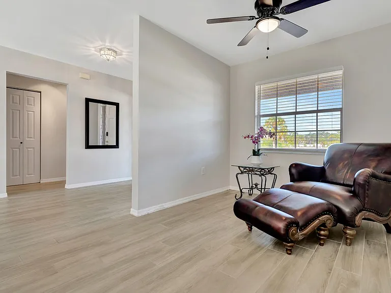 2916 Woodcrest Dr — Photo 25