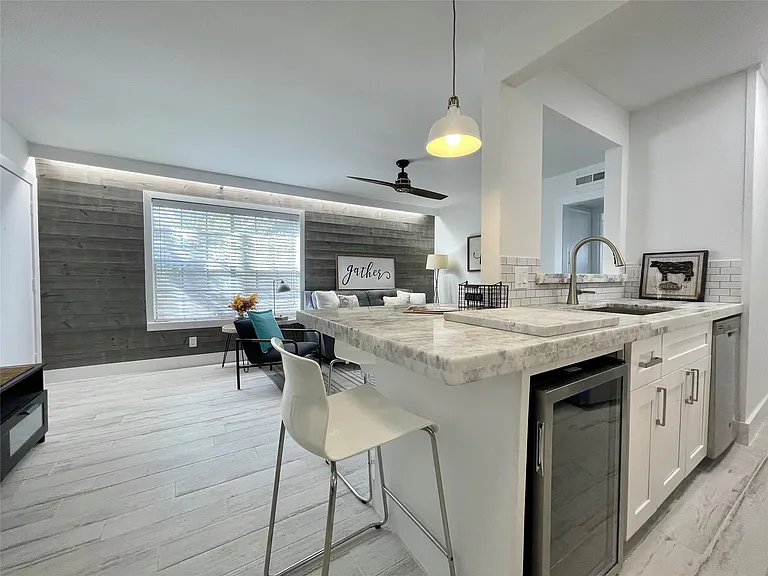 1855 Portsmouth St #7G — Photo 5