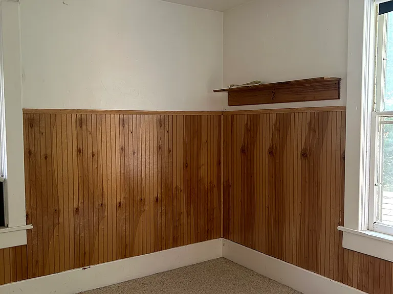417 W Ferry St — Photo 6