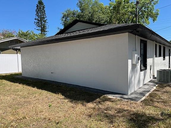 4th image of 1256 S BUMBY AVENUE