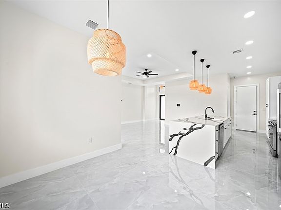 5th image of 2903 E 17th St