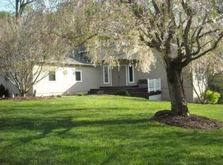 44 Lakewood Cir, Newark, DE 19711
