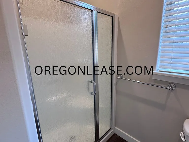 985 Lorella Ave — Photo 8
