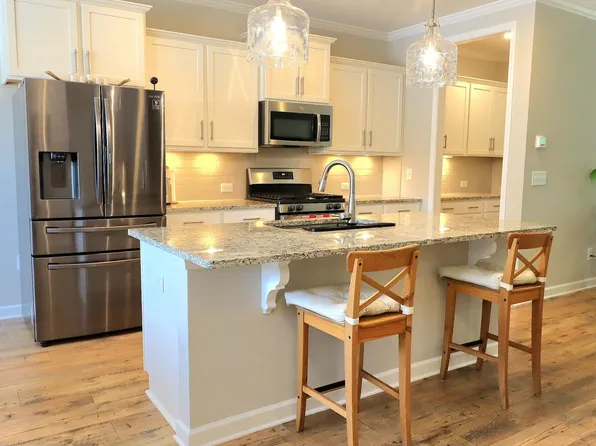 700 Carraway Garden Dr, Wake Forest, NC 27587