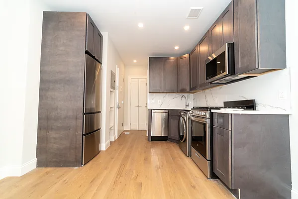 Rented by Corcoran | media 2