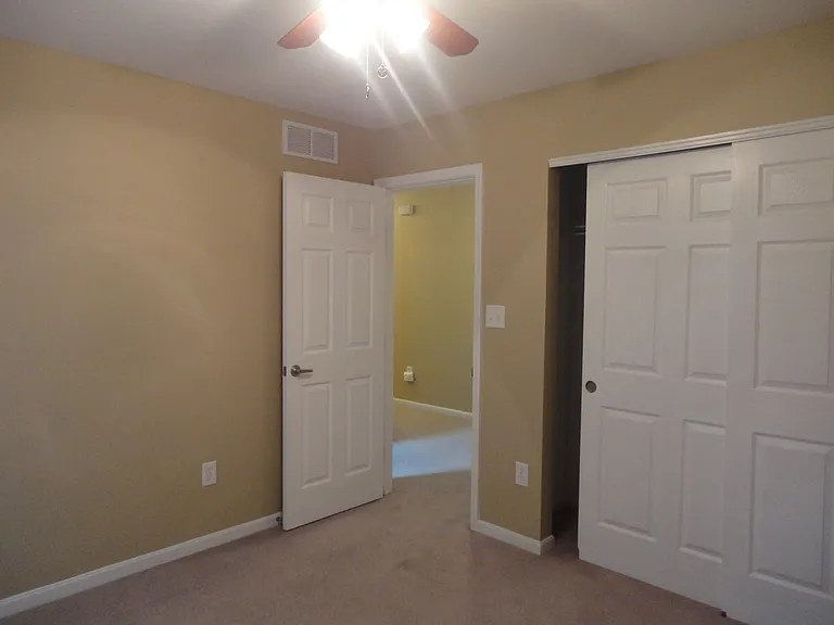 3358 Village Dr — Photo 13