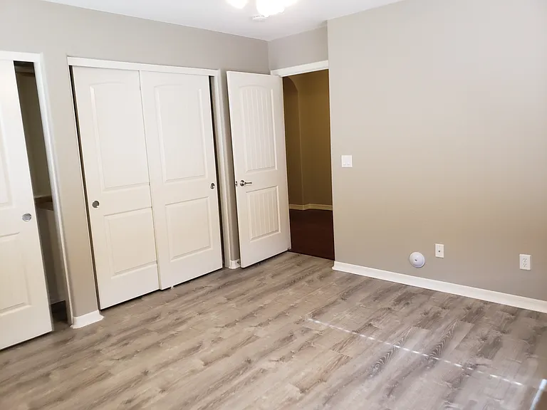 1415 S Newberry Ln — Photo 19