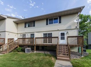 4336 Chatsworth Cir, Shoreview, MN 55126