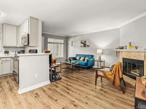 1756 Essex St Unit 311, San Diego, CA 92103