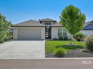 7070 N Exeter Pl, Meridian, ID 83646