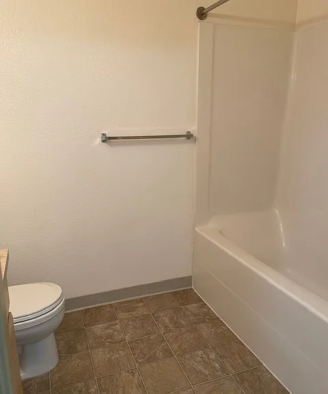 Boulder Creek Apartments — Photo 27