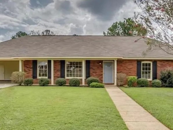 101 Riverdale N, Tuscaloosa, AL 35406