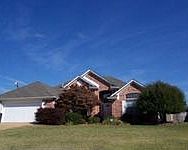 1st image of 712 Lisa Ln W