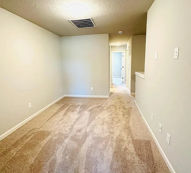8269 SE Leafhopper St — Photo 33