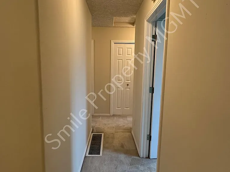 16087 SE Goosehollow Dr — Photo 10