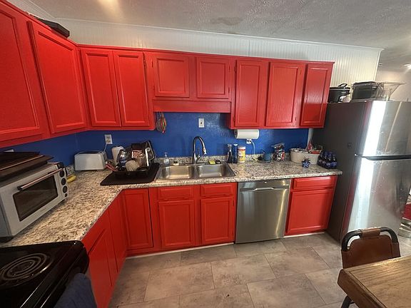 3rd image of 8146 Gulf Blvd