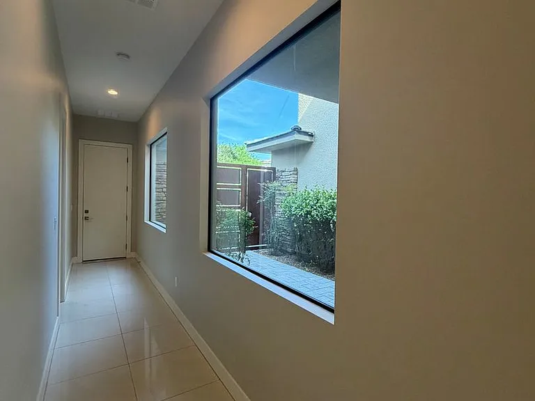 66 Pristine Glen St — Photo 22
