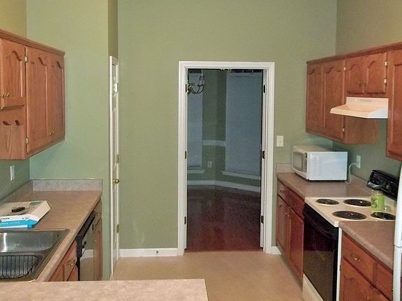5th image of 9900 Calderdale Dr
