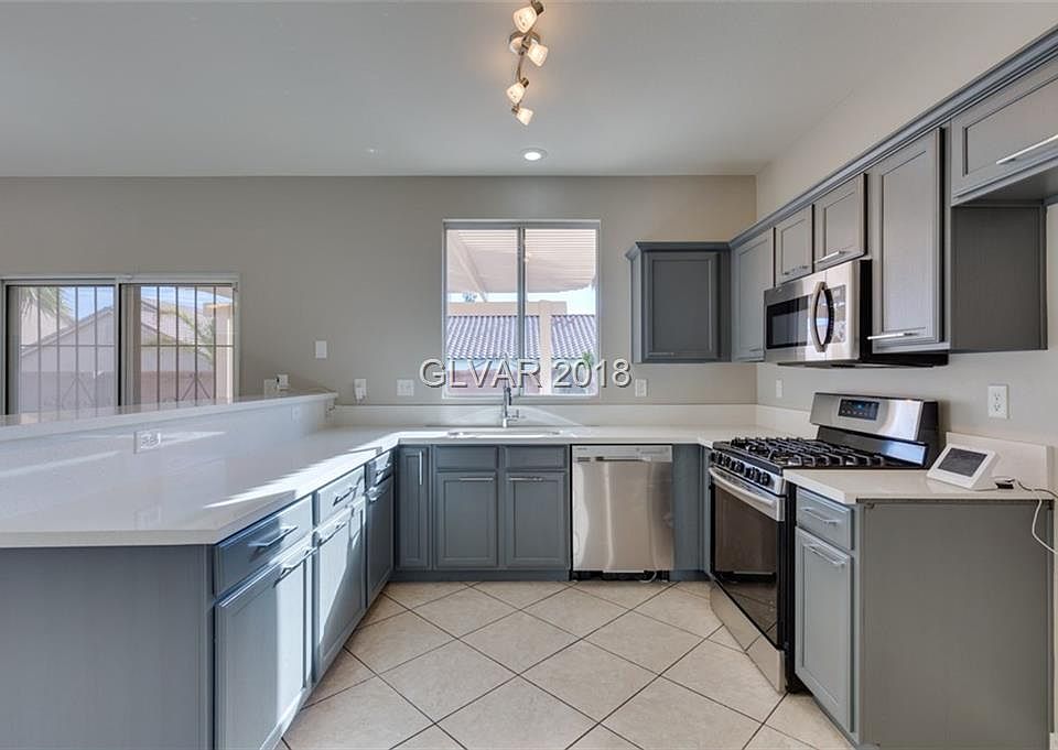 1st image of 3023 Extravagant Ave