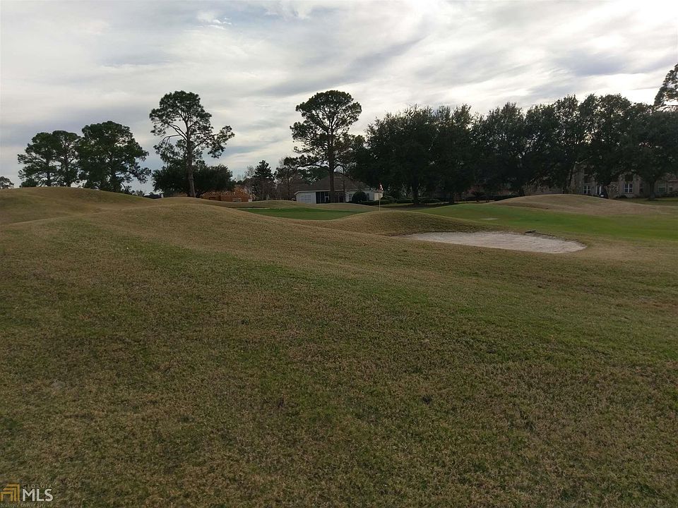 1st image of 276 Fairways Edge Dr