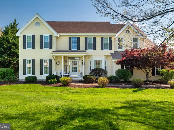 11 Meadow Wood Ln, Landenberg, PA 19350