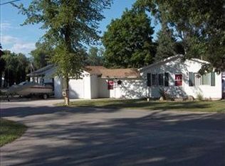 68161 Lawndale St, Edwardsburg, MI 49112