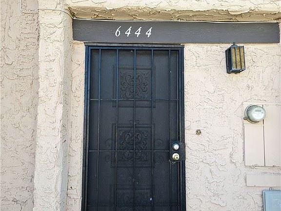 2nd image of 6444 Ironbark Ln