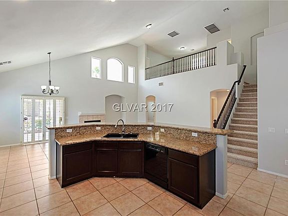 5th image of 2953 Thicket Willow St