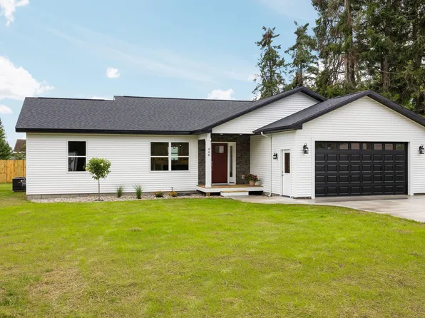 448 E Felshaw St, Gaylord, MI 49735