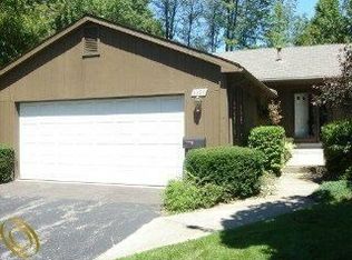 6650 Pontiac Lake Rd #1, Waterford, MI 48327