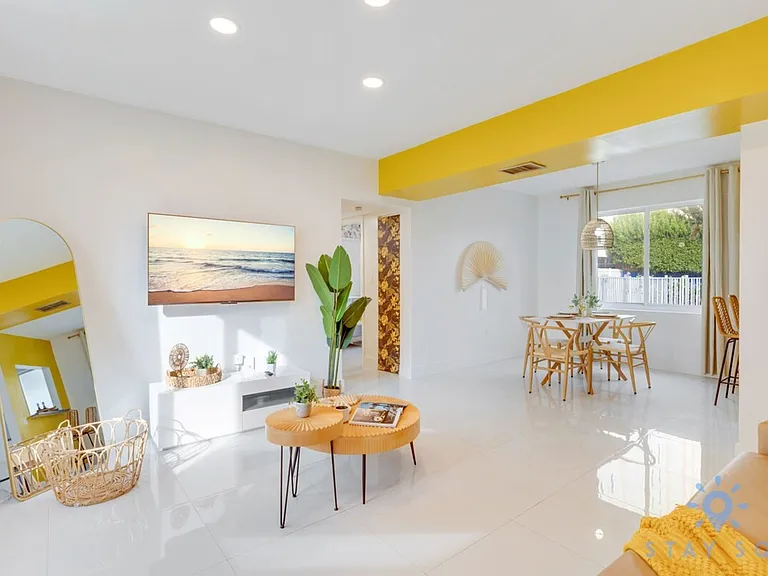 809 S Ocean Dr #ID1227349P — Photo 14
