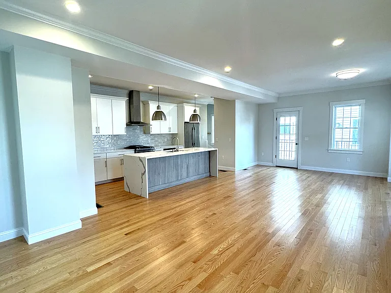 7 Faxon Park Rd #D — Photo 4