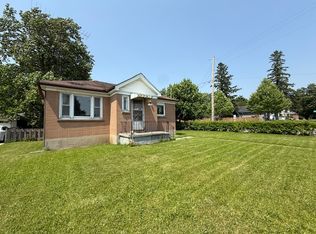1430 Trafalgar St #1, London, ON N5W 1W7