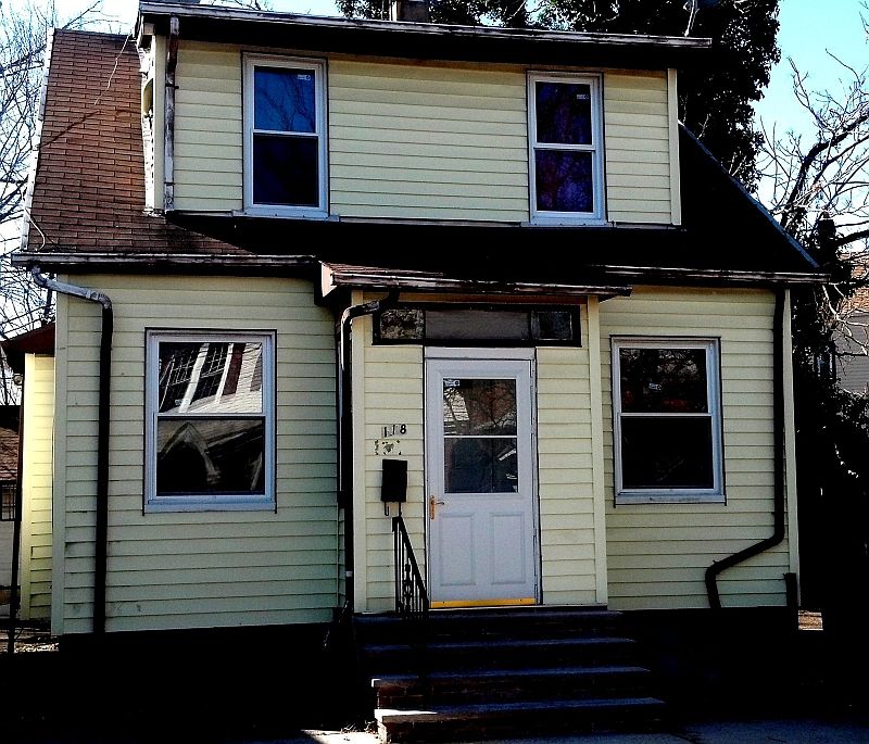 1st image of 118 Cleremont Ave