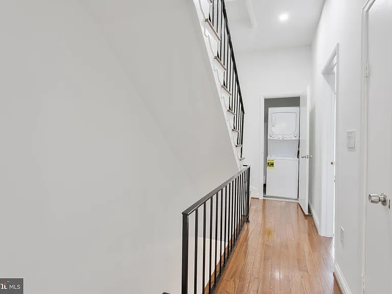 1339 Corcoran St NW — Photo 23