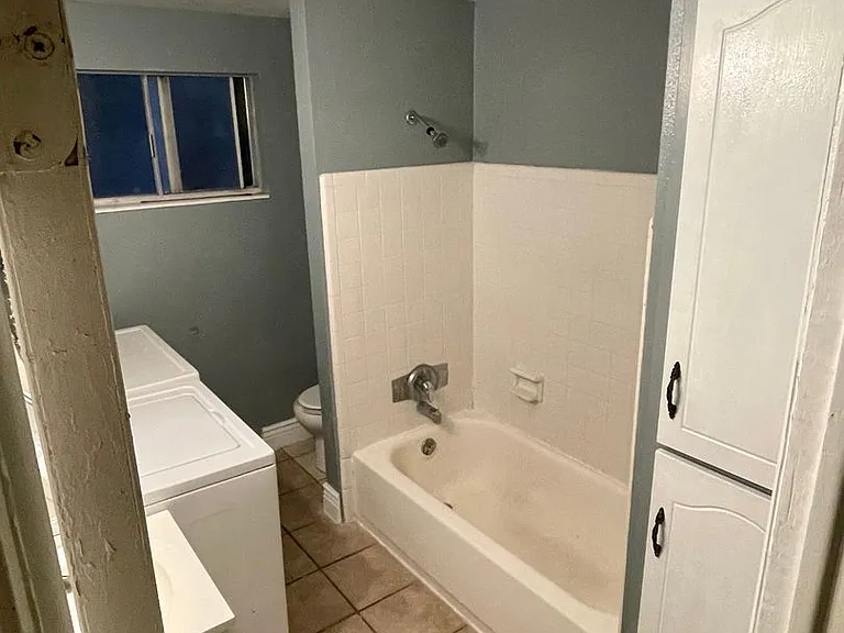 580 S 470th St E #4 — Photo 6