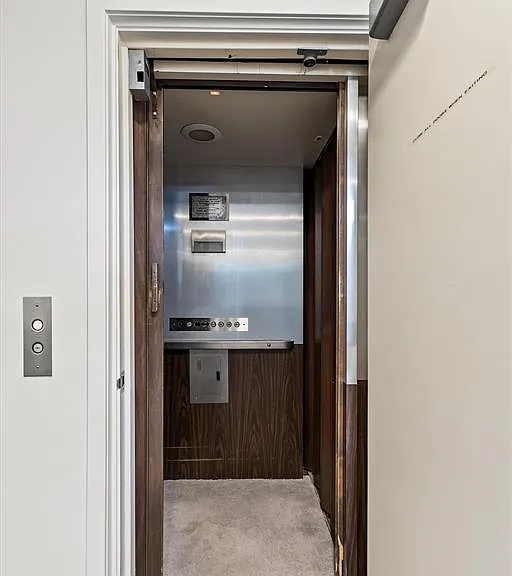 1762 Saint Johns Ct — Photo 20