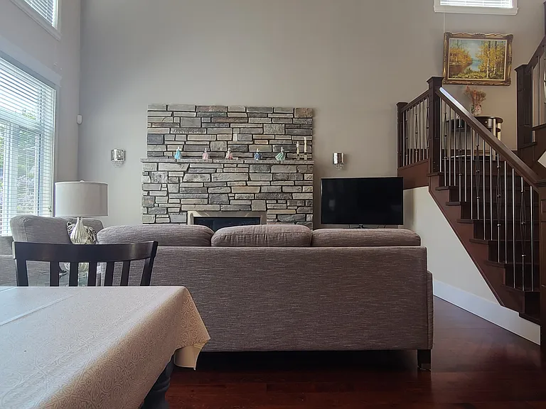 17136 3a Ave — Photo 17