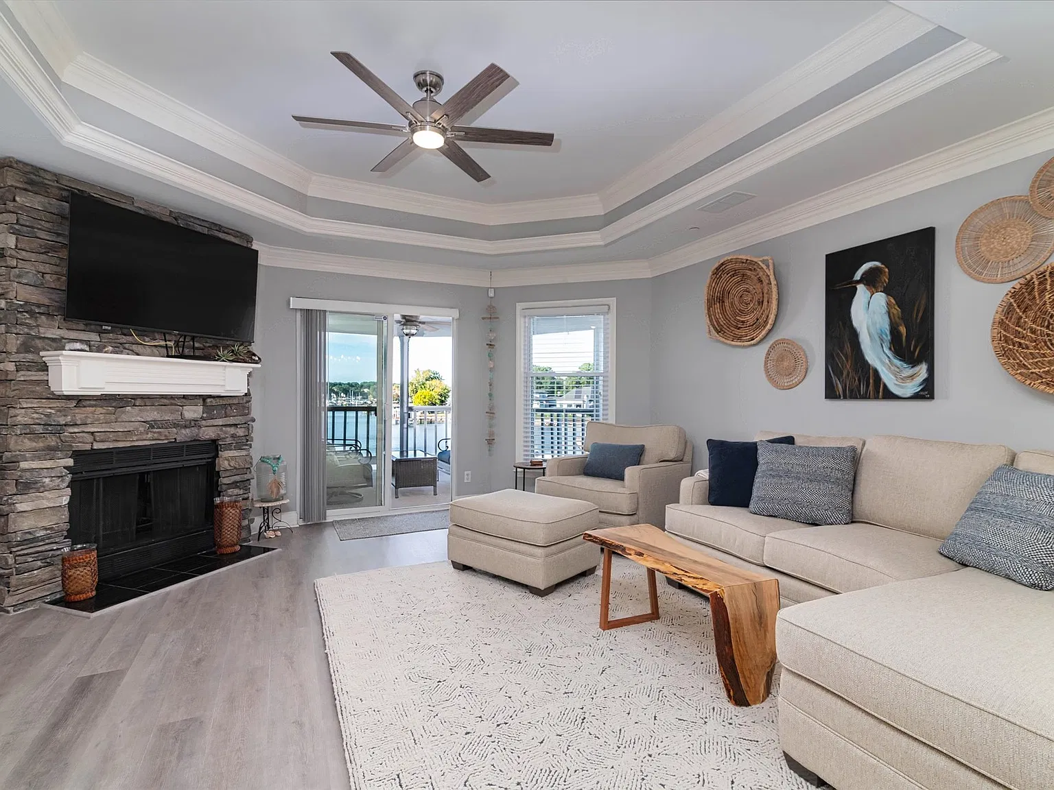 Vineyard Point Ln, Cornelius — Photo 3